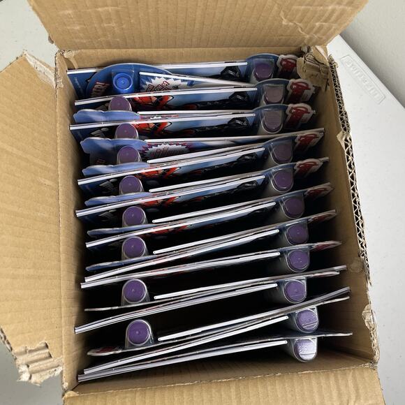 20 Marvel's The Avengers 10 Page Imagine Ink Picture Activity Book Mess Free - Picture 2 of 4